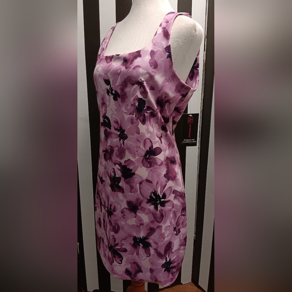 NWT floral bodycon dress - Picture 7 of 13